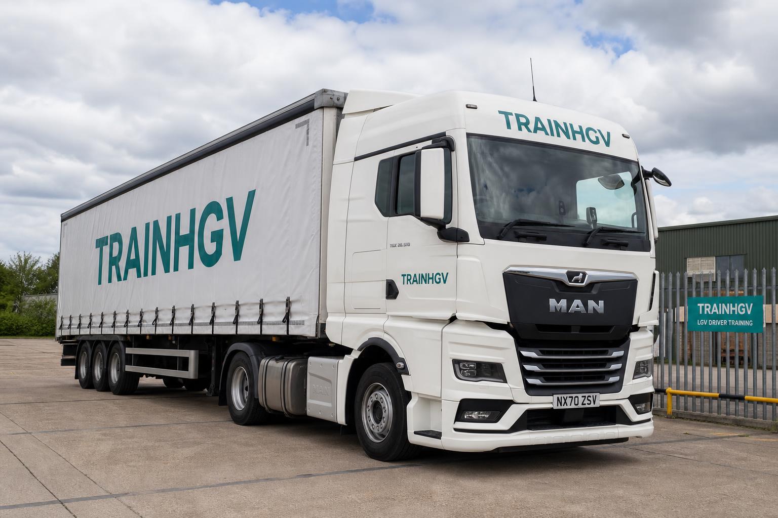 TrainHGV branded Class 1 C+E articulated lorry with trailer